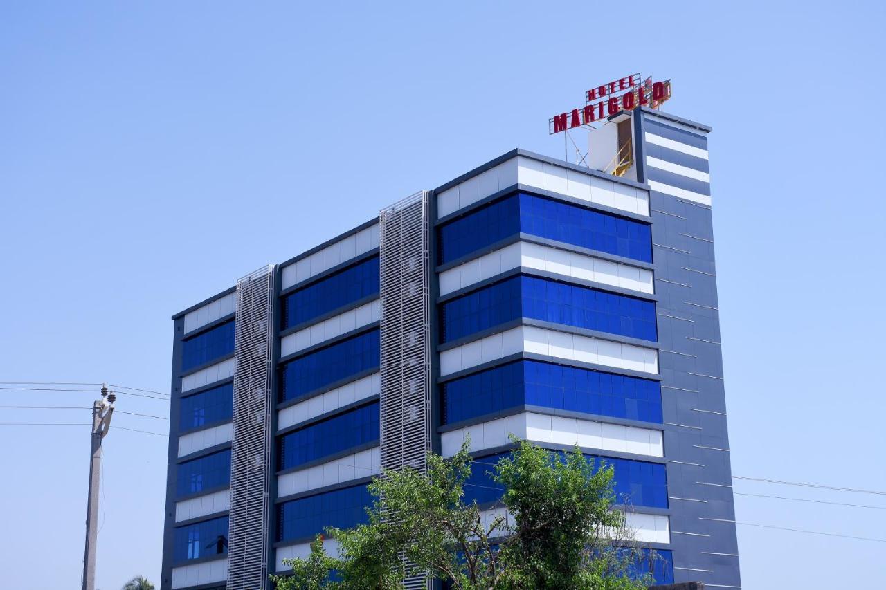 Hotel Marigold Szomnáth Kültér fotó
